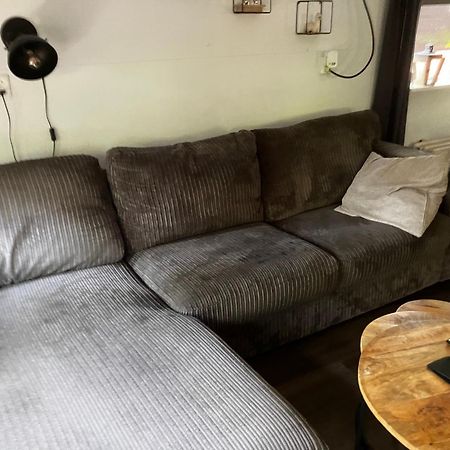 Chalet Bosrijk Midden In De Natuur-Eten&Drinken-Activiteiten-Ontspanning-En Nog Veel Meer 霍德鲁 外观 照片